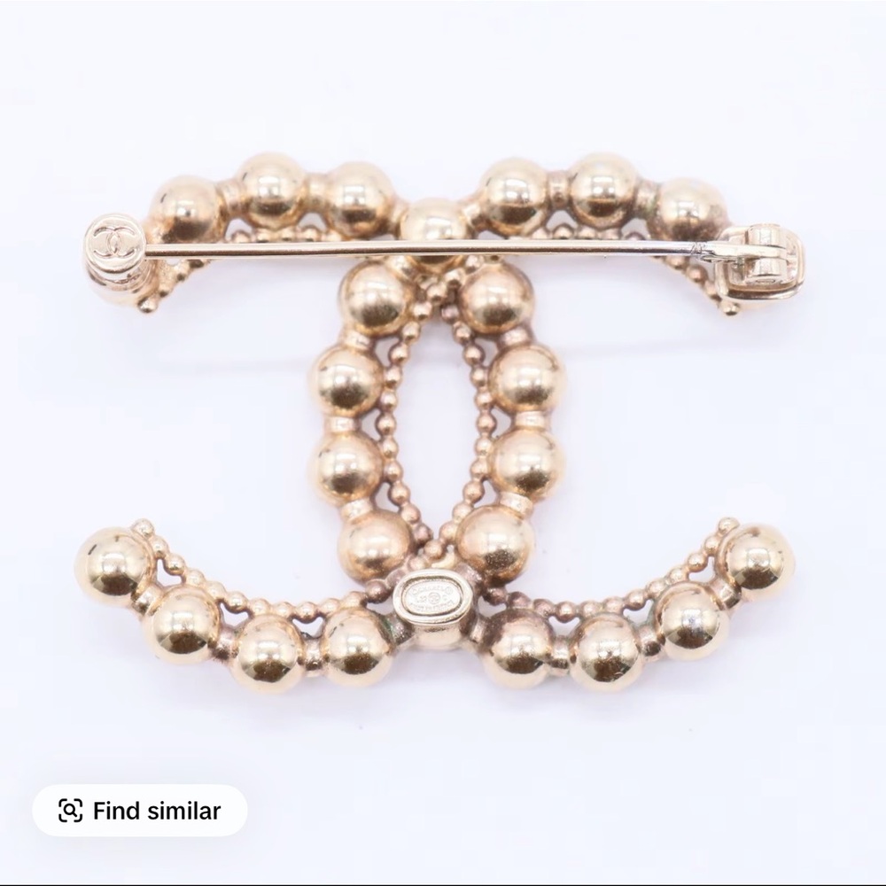 CHANEL Gold-Tone Beaded CC Brooch - Picture 3 of 3